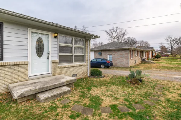 $294,900 | 124 Bonita Avenue, Gallatin, TN 37066