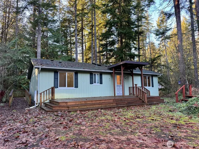 $1,800 | 91 Gadwall Place North, Hoodsport, WA 98548