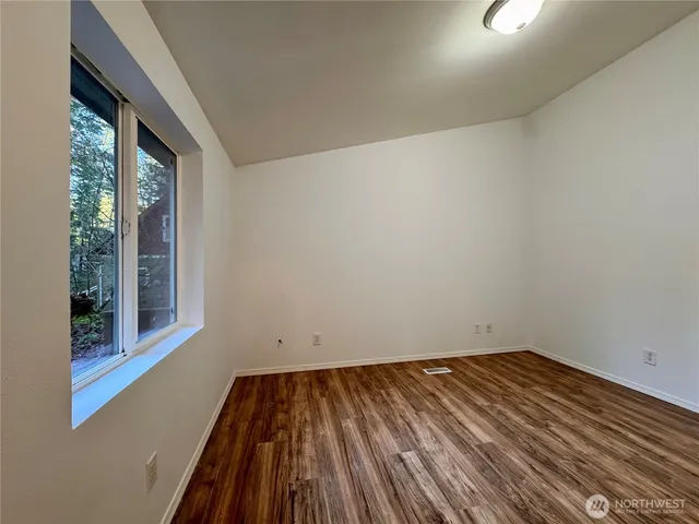 $1,800 | 91 Gadwall Place North, Hoodsport, WA 98548