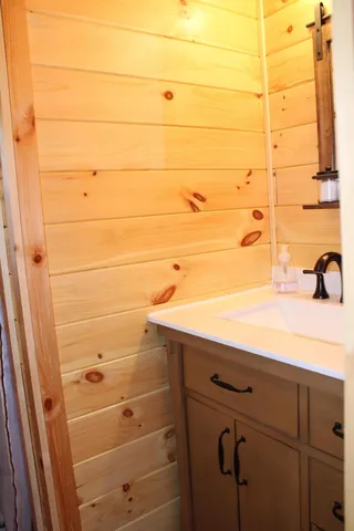 $650,000 | 401 South Bass Lake Avenue, Harrison, MI 48625