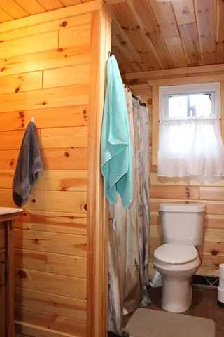 $650,000 | 401 South Bass Lake Avenue, Harrison, MI 48625