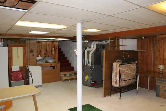 $650,000 | 401 South Bass Lake Avenue, Harrison, MI 48625