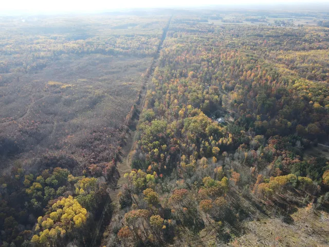 $650,000 | 401 South Bass Lake Avenue, Harrison, MI 48625