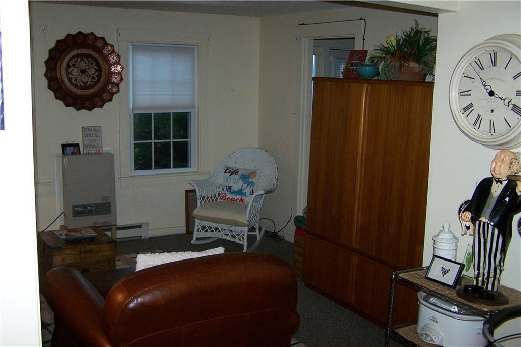 74 Cobb Road Camden, ME 04843 - Photo 6 of 15 Comfortable living space on the...
