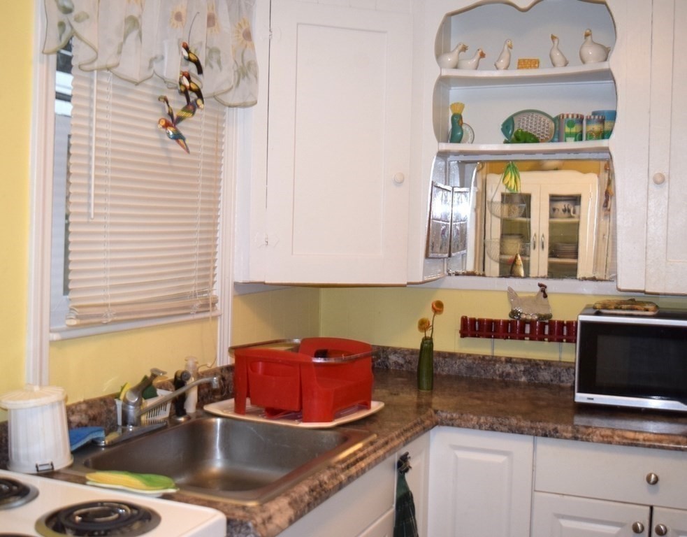 89 Kingland Road Stow, MA 01775 - Photo 12 of 28
