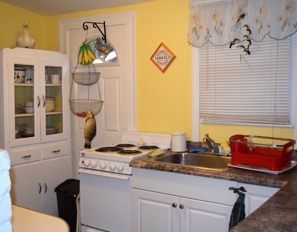 89 Kingland Road Stow, MA 01775 - Photo 13 of 28