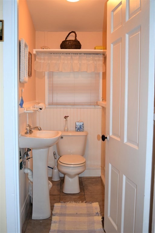 89 Kingland Road Stow, MA 01775 - Photo 14 of 28