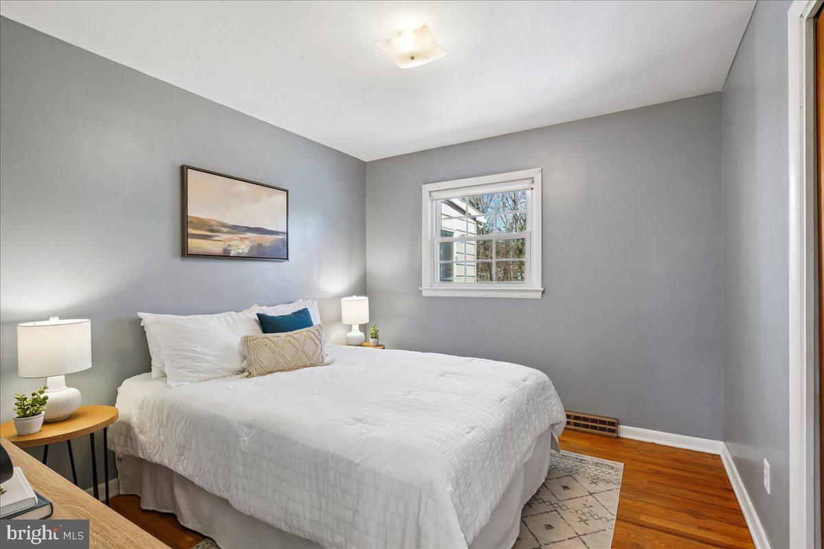 4 Walnut Hill Road La Plata, MD 20646 - Photo 11 of 29 Bedroom 2