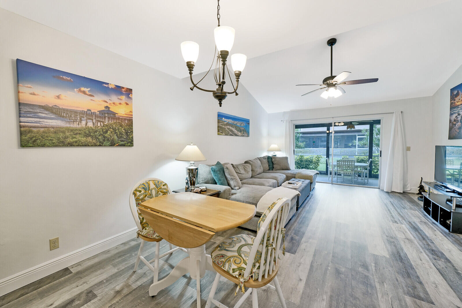 113 Pinewood Court Jupiter, FL 33458 - Photo 7 of 26 Dining Area