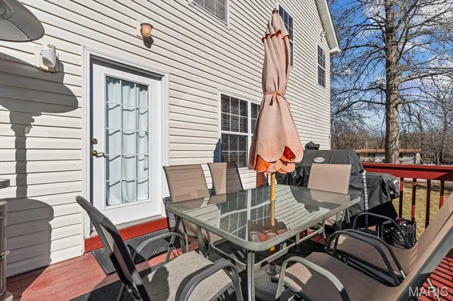 $409,500 | 1820 Creekside Drive, Swansea, IL 62226