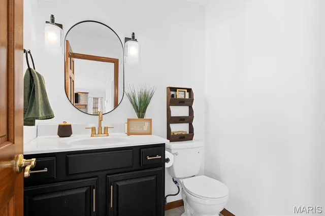 $409,500 | 1820 Creekside Drive, Swansea, IL 62226