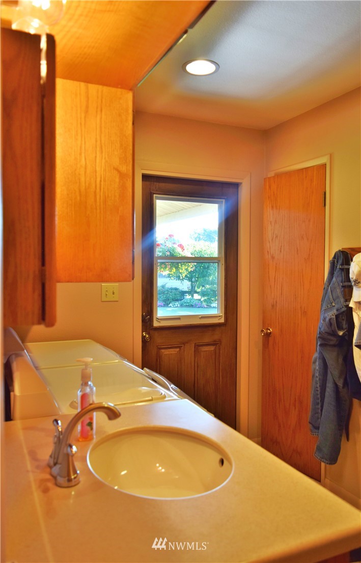 8372 Double Ditch Road Lynden, WA 98264 - Photo 19 of 25 Gallery Image 19