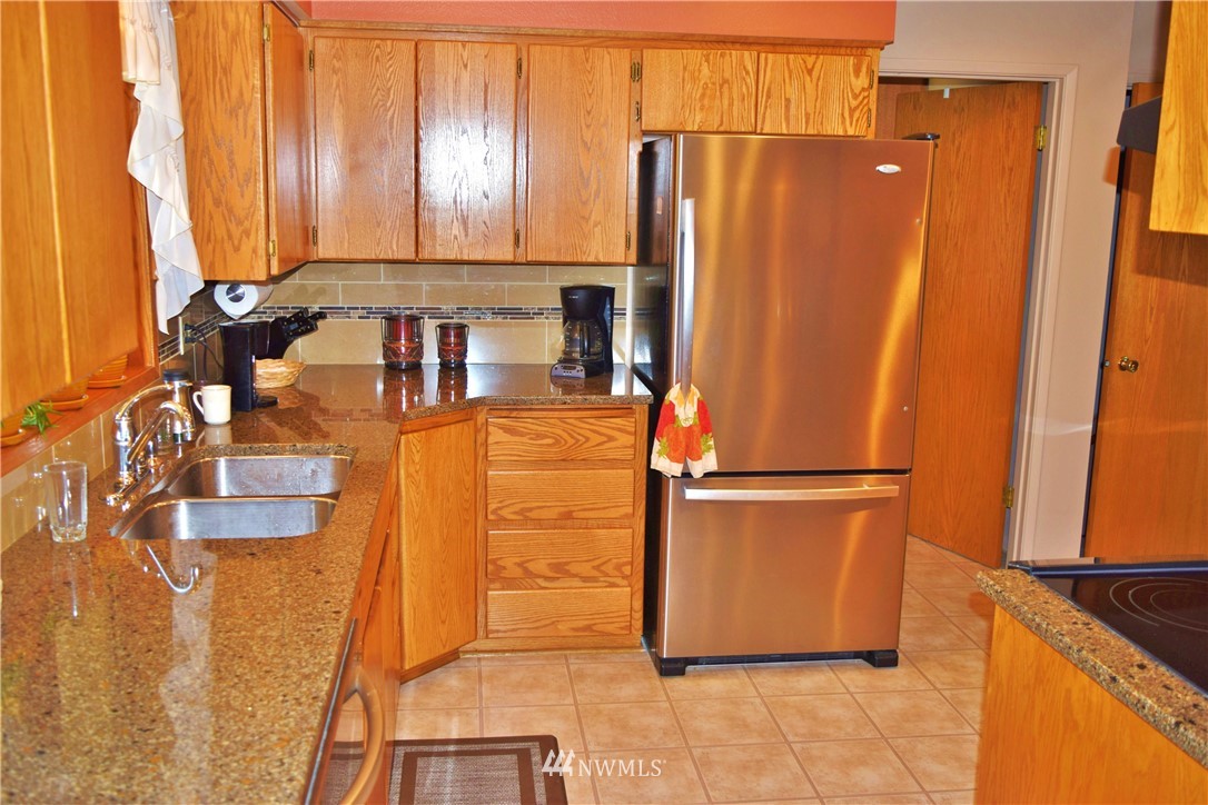 8372 Double Ditch Road Lynden, WA 98264 - Photo 7 of 25 Gallery Image 7