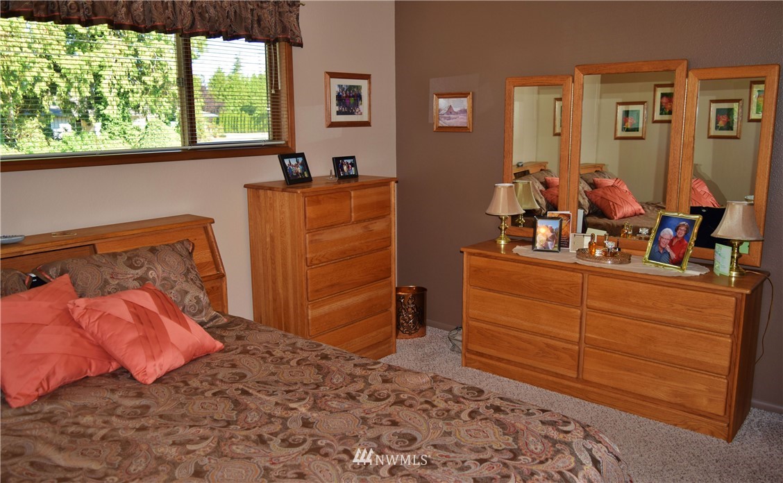 8372 Double Ditch Road Lynden, WA 98264 - Photo 10 of 25 Gallery Image 10