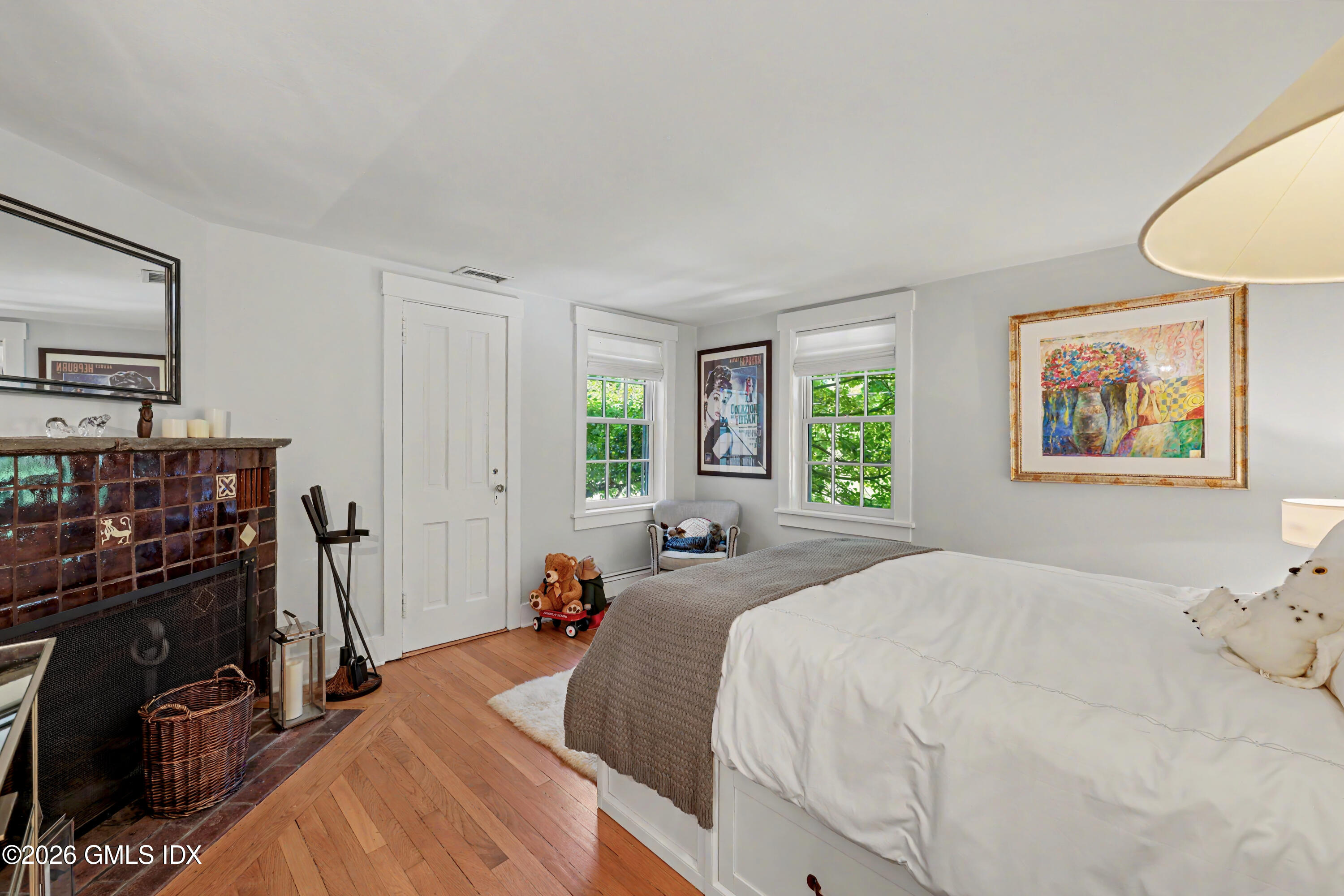 208 Bedford Road Greenwich, CT 06831 - Photo 13 of 26 208-bedford bedroom