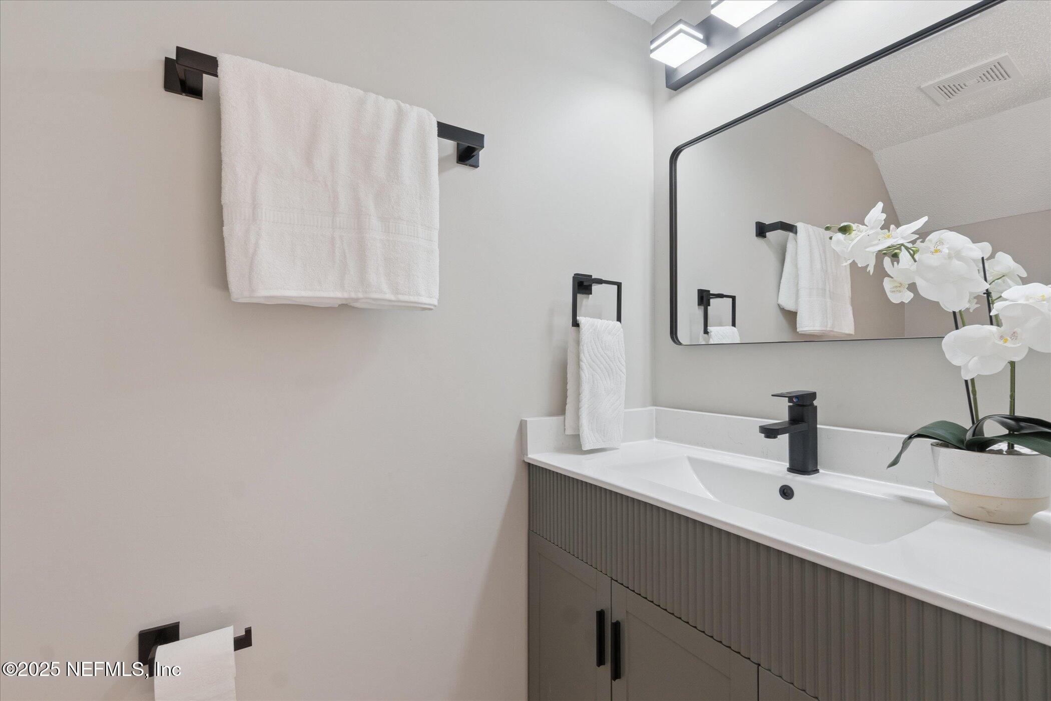 11623 McCormick Road Jacksonville, FL 32225 - Photo 20 of 37 20-11623-McCormick-Rd-WindowStill-Photog