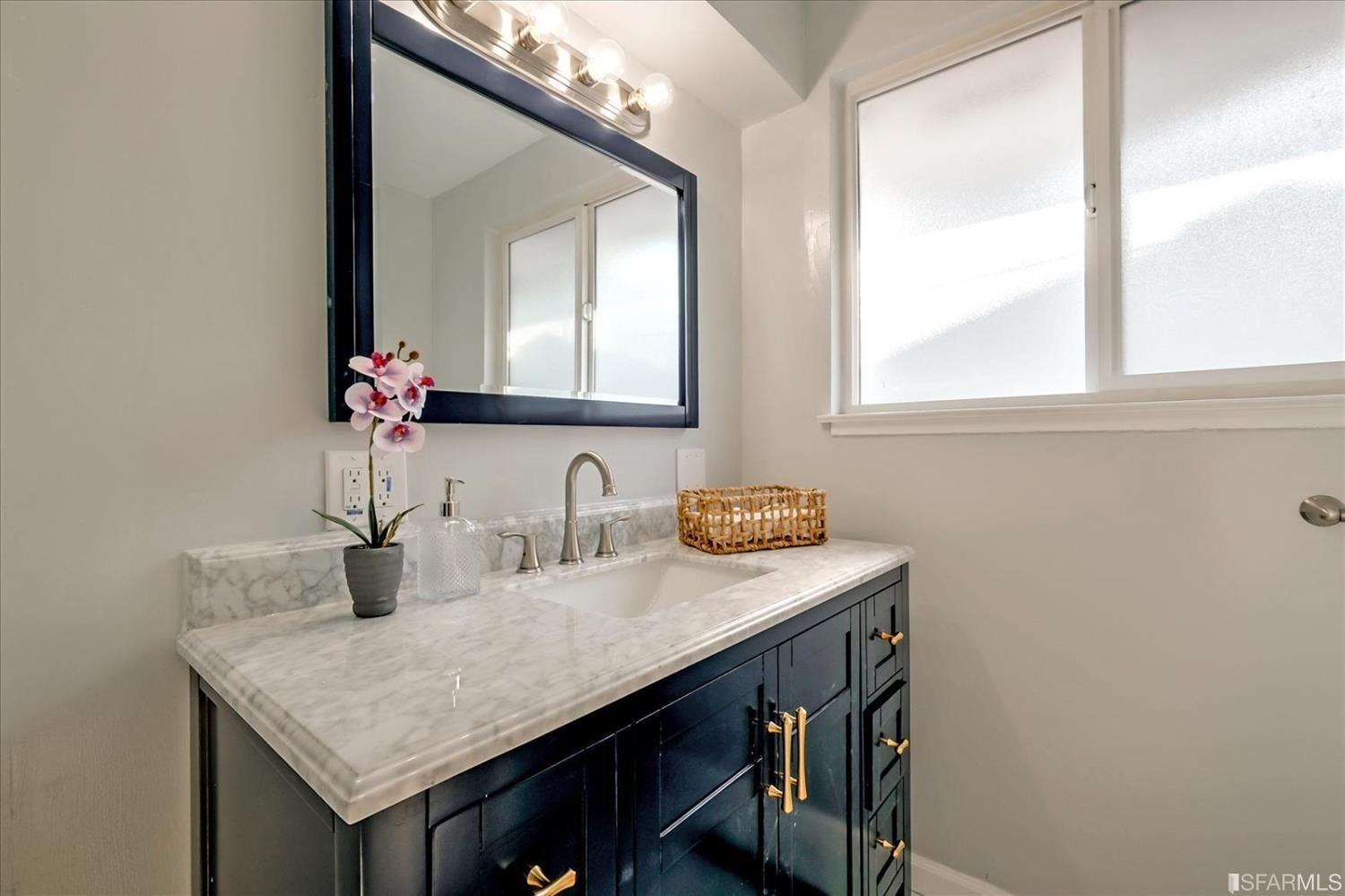 24741 Tioga Road Hayward, CA 94544 - Photo 24 of 35 Gallery Image 24