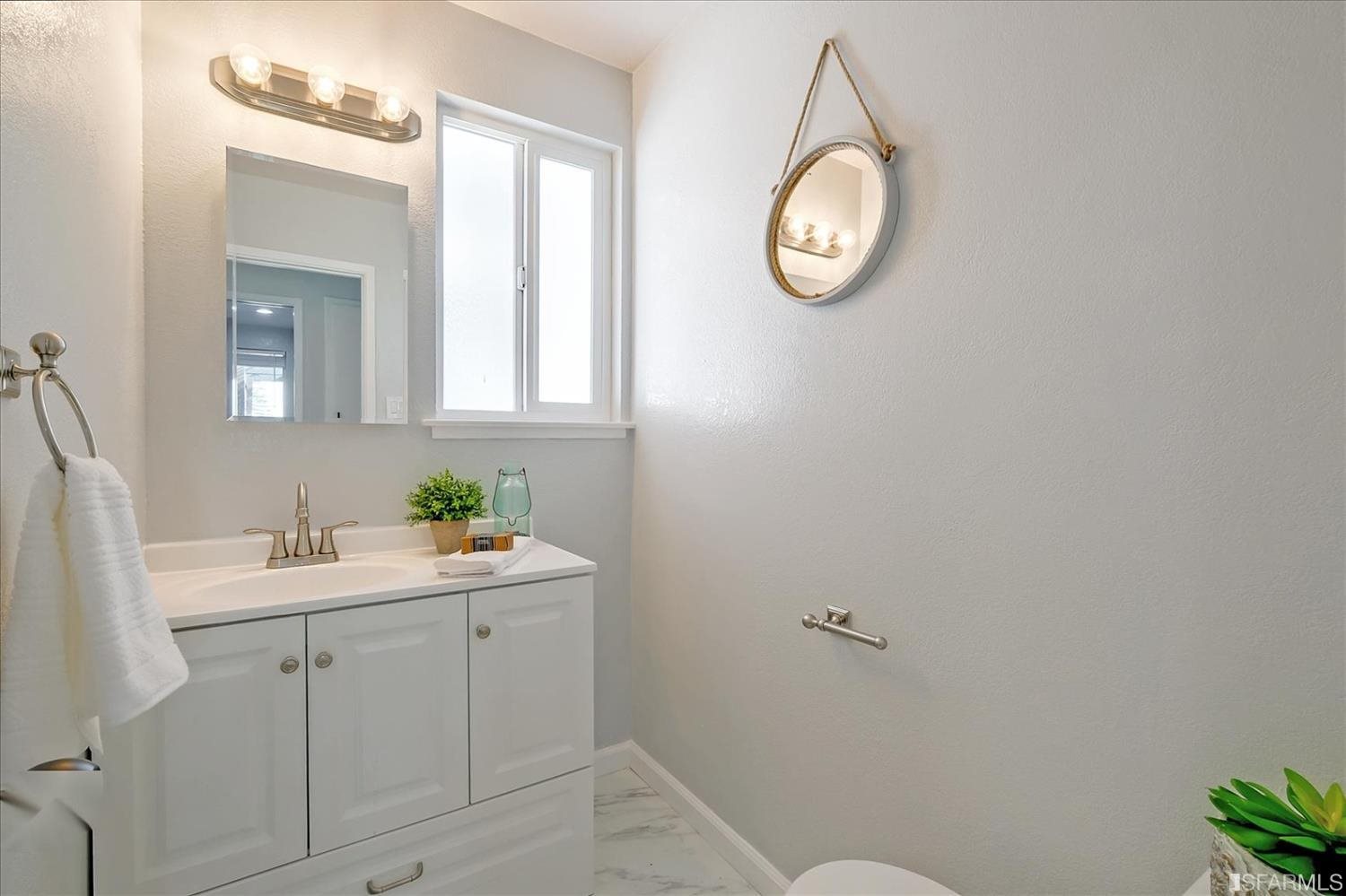 24741 Tioga Road Hayward, CA 94544 - Photo 26 of 35 Gallery Image 26