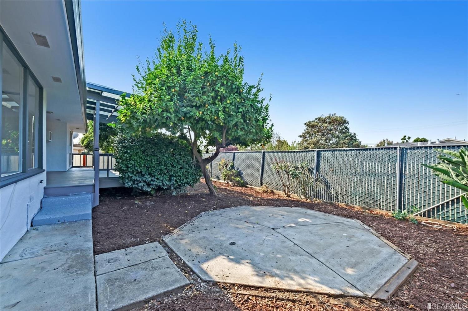 24741 Tioga Road Hayward, CA 94544 - Photo 29 of 35 Gallery Image 29