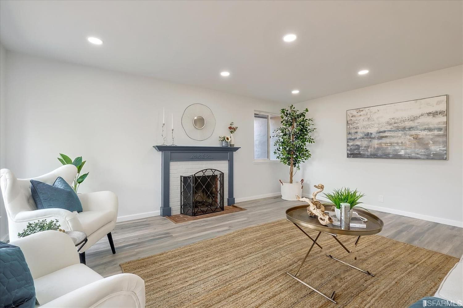 24741 Tioga Road Hayward, CA 94544 - Photo 4 of 35 Gallery Image 4
