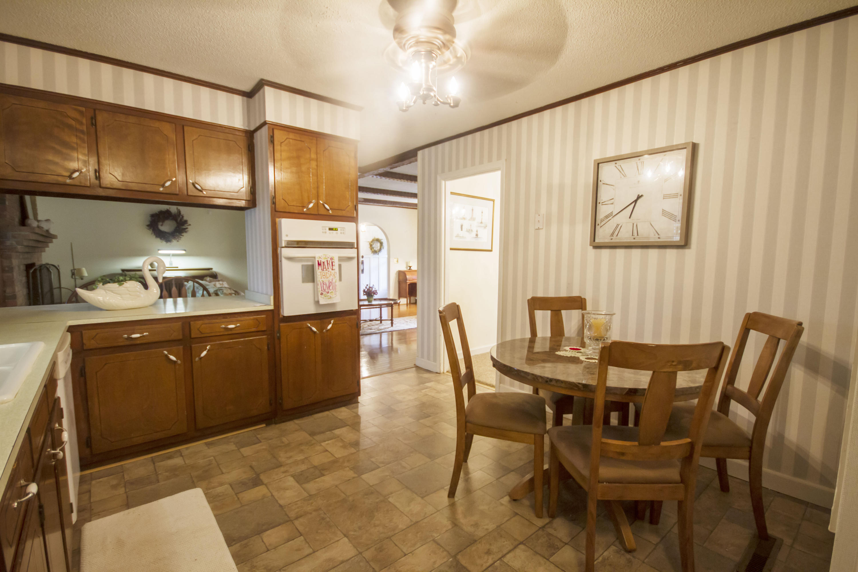 220 Ridge Lane Walterboro, SC 29488 - Photo 11 of 65 IMG_3777