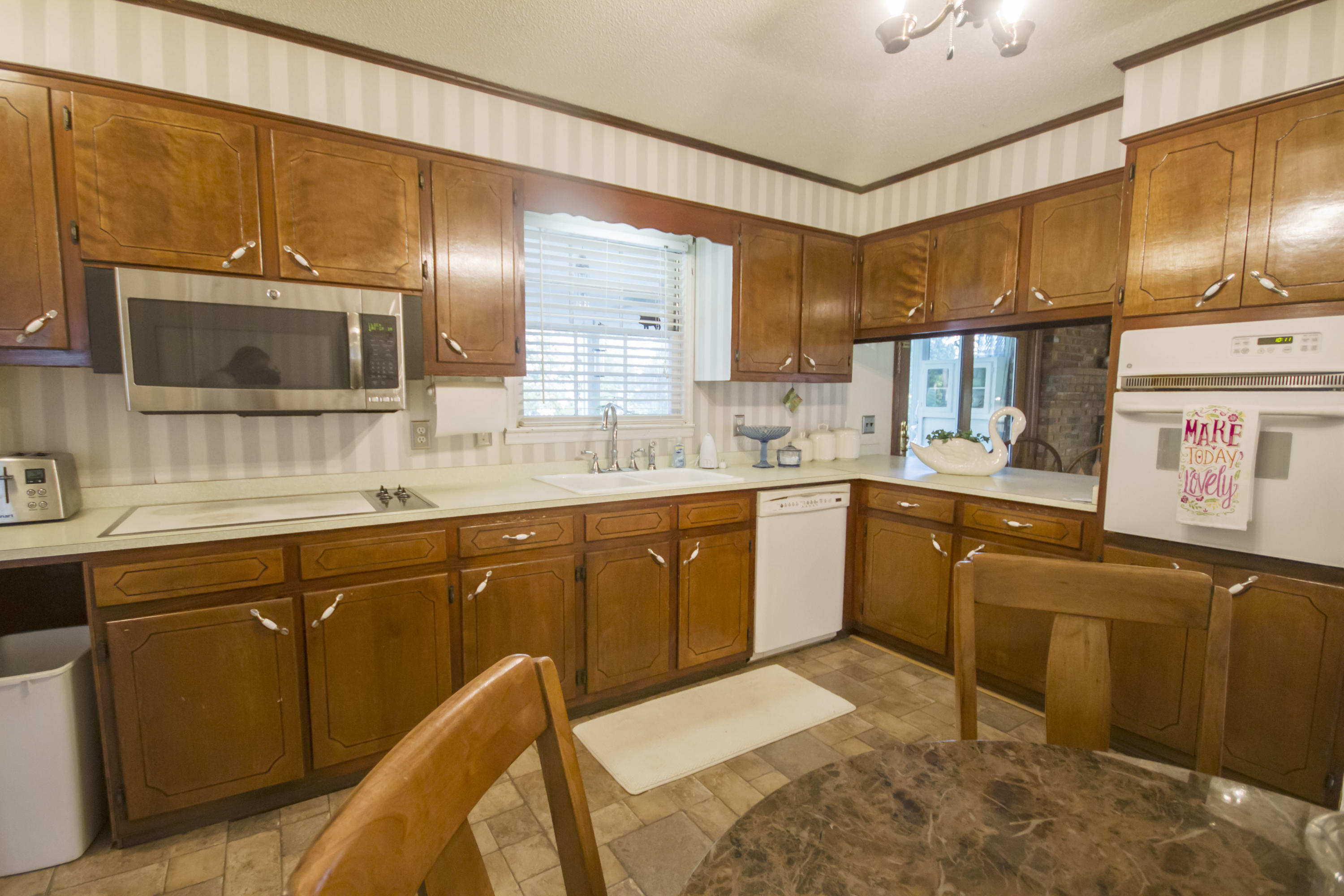 220 Ridge Lane Walterboro, SC 29488 - Photo 13 of 65 IMG_3771