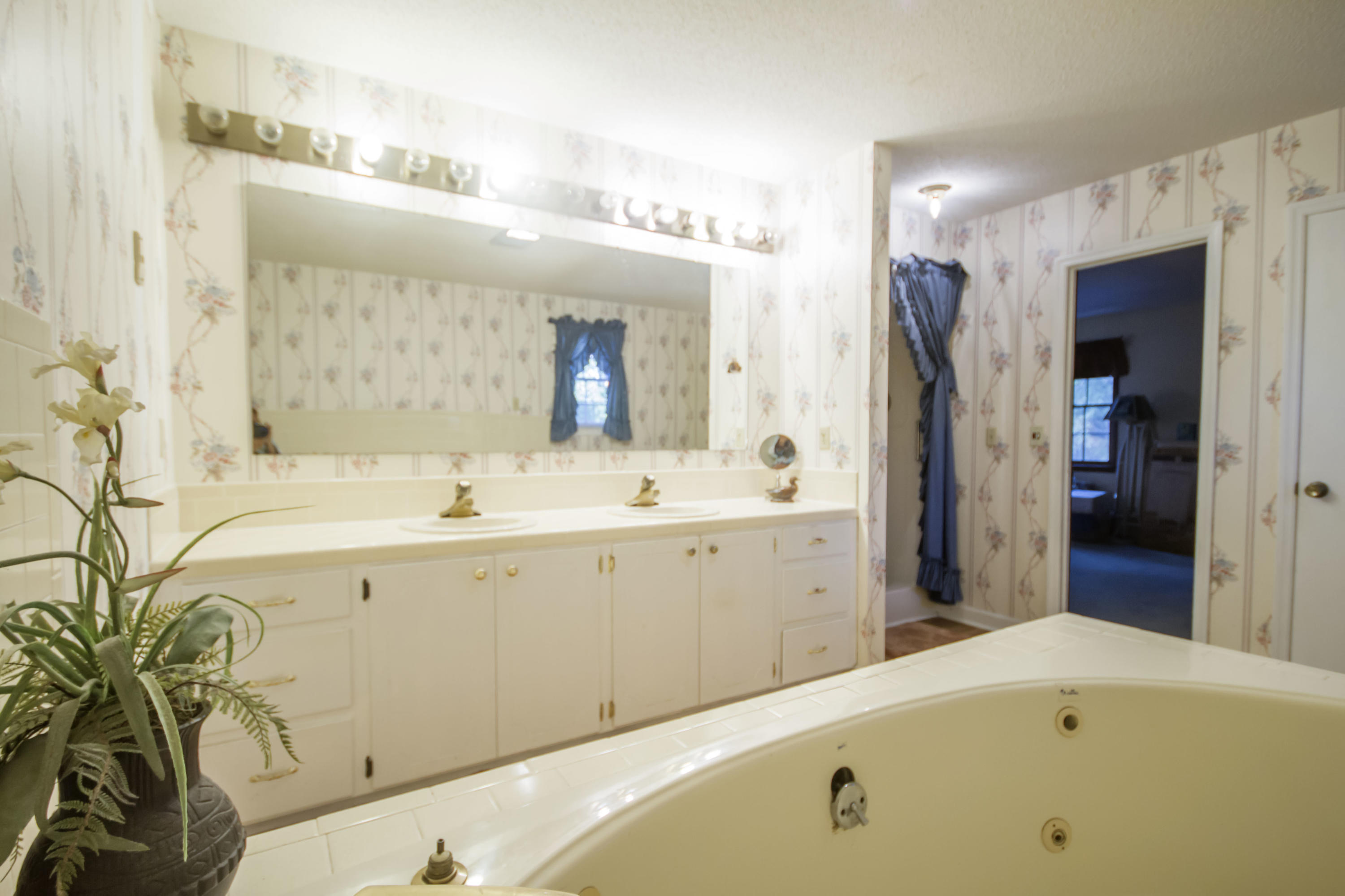 220 Ridge Lane Walterboro, SC 29488 - Photo 52 of 65 IMG_3813