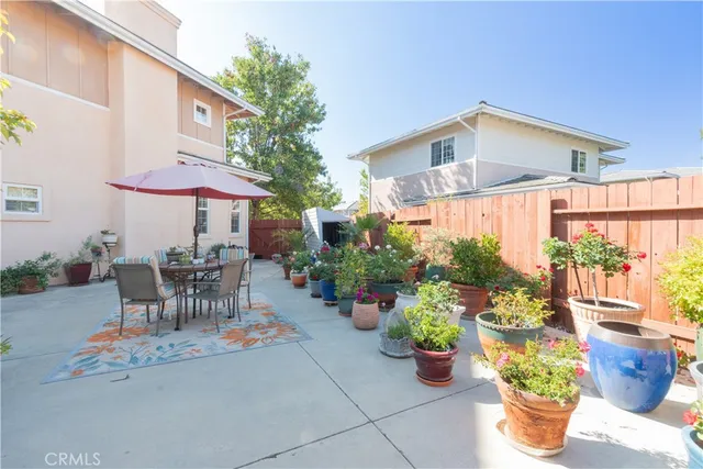 $785,000 | 611 Larkfield Place, Paso Robles, CA 93446