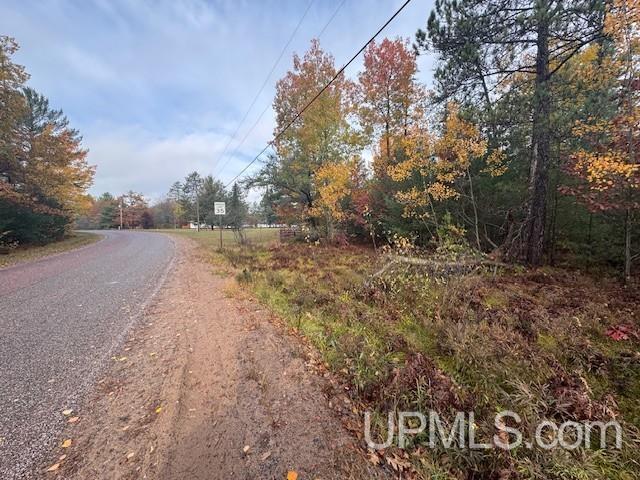 1.38 East Johnson Lake Road Gwinn, MI 49841 - Photo 2 of 5