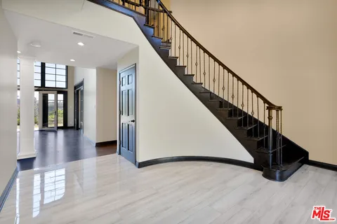 $19,900 | 1036 El Medio Avenue, Pacific Palisades, CA 90272