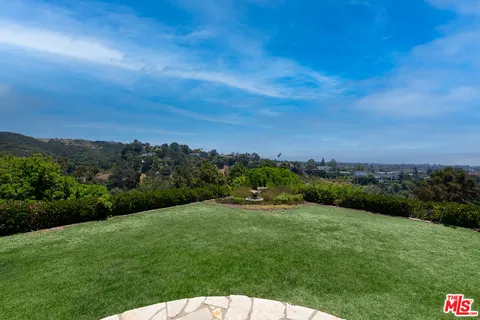 $19,900 | 1036 El Medio Avenue, Pacific Palisades, CA 90272