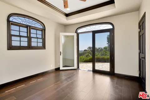 $19,900 | 1036 El Medio Avenue, Pacific Palisades, CA 90272