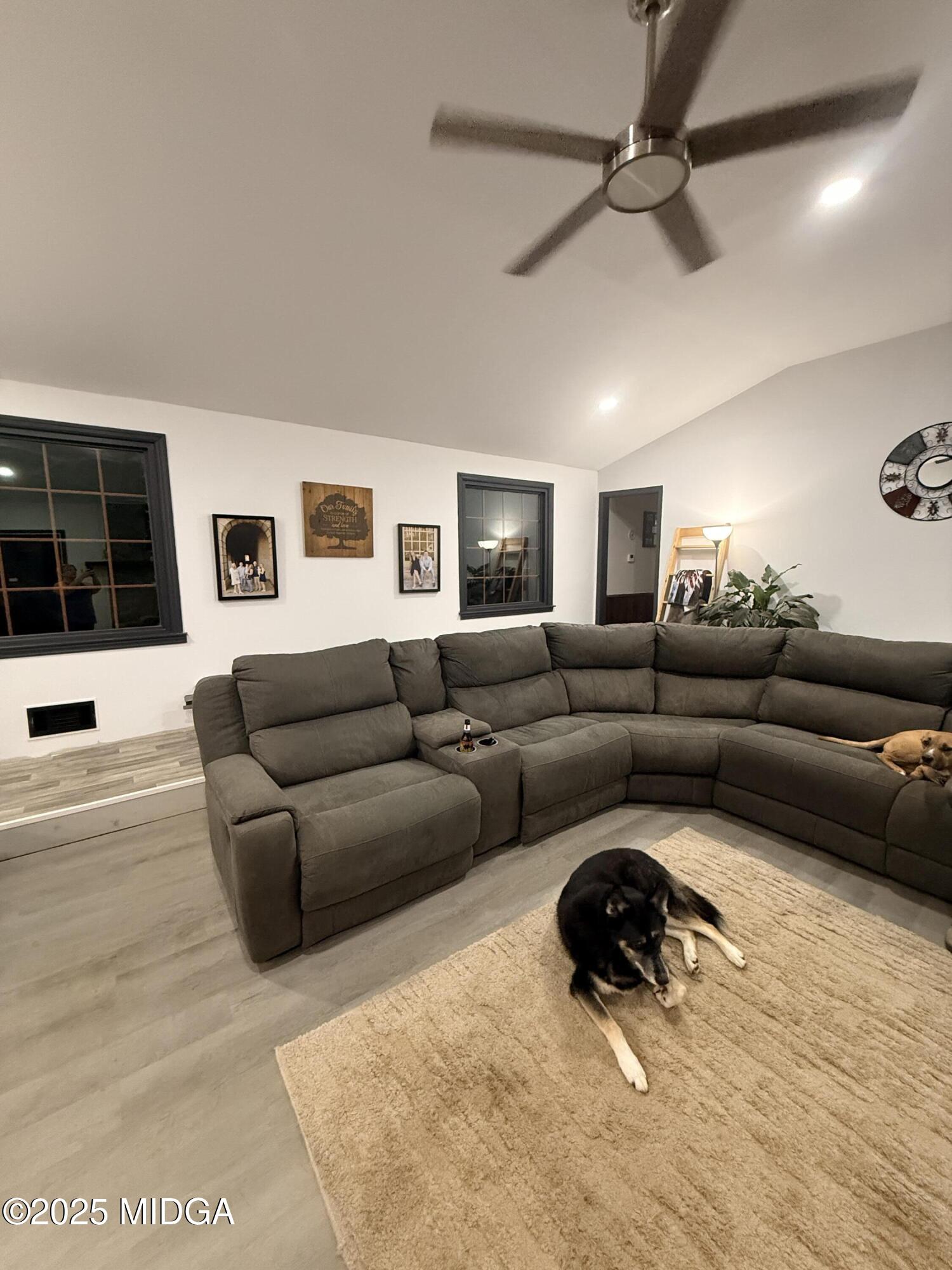 166 Greene Shade Road Gray, GA 31032 - Photo 14 of 30 Living