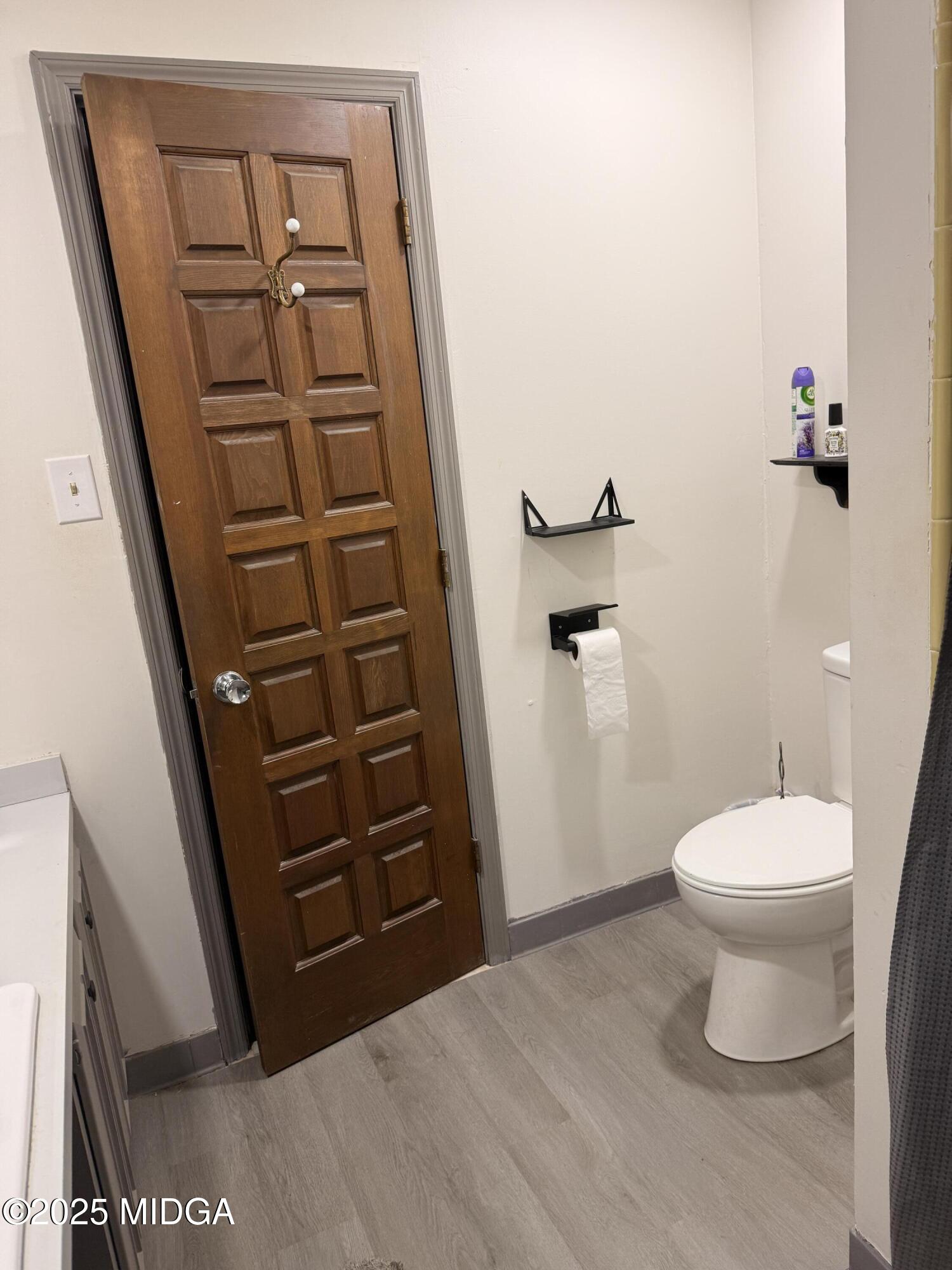 166 Greene Shade Road Gray, GA 31032 - Photo 24 of 30 Guest Bath