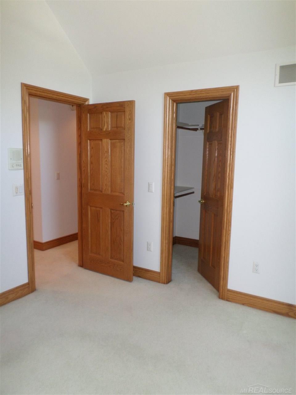 5569 Yankee Road St. Clair, MI 48079 - Photo 38 of 70 50016156-37.JPG