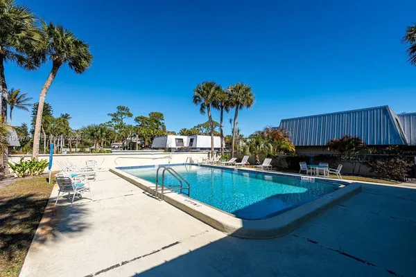 $2,100 | 3812 Jefferson Street, Unit 3812, Stuart, FL 34997