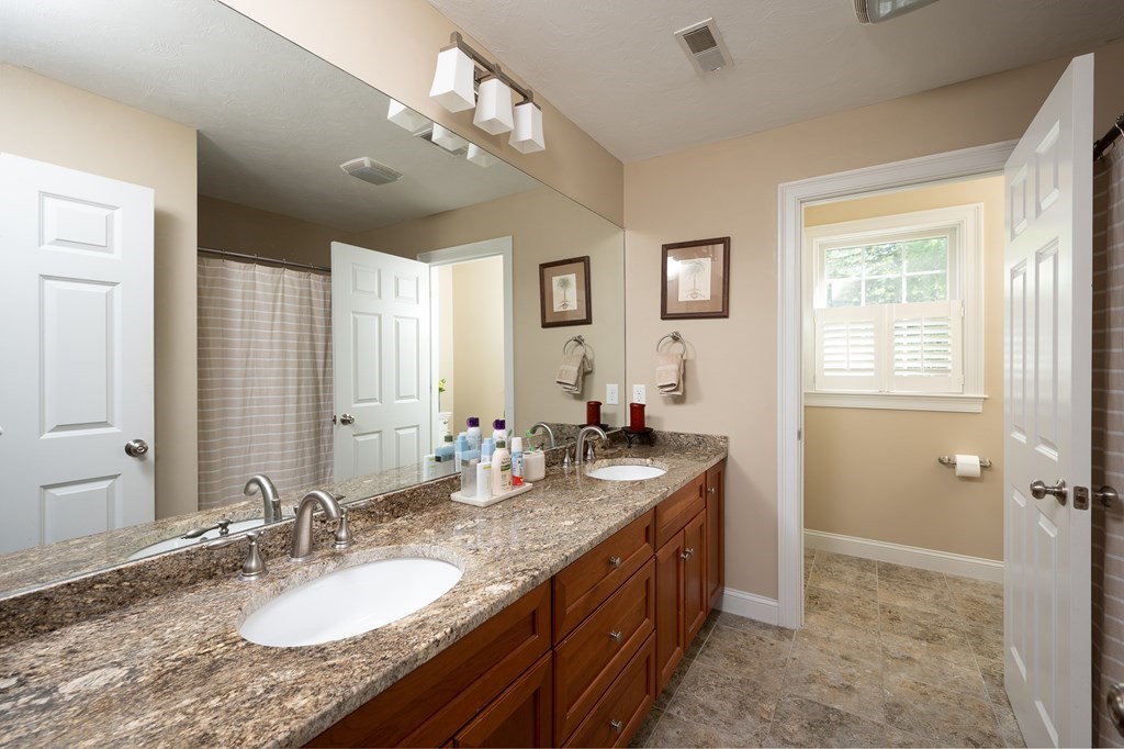 12 Nash Landing Hanover, MA 02339 - Photo 23 of 42 Gallery Image 23