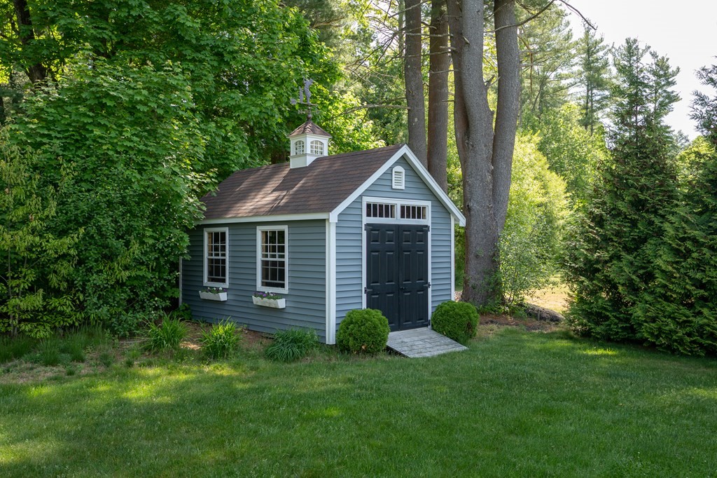 12 Nash Landing Hanover, MA 02339 - Photo 37 of 42 Gallery Image 37