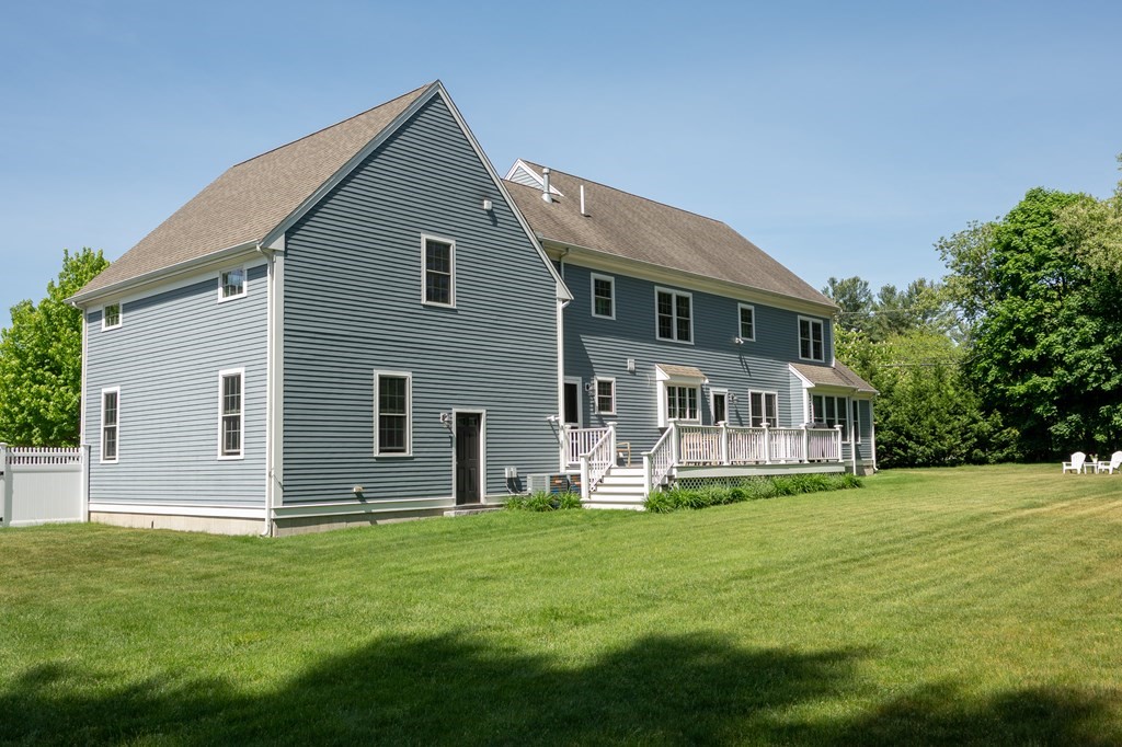 12 Nash Landing Hanover, MA 02339 - Photo 38 of 42 Gallery Image 38
