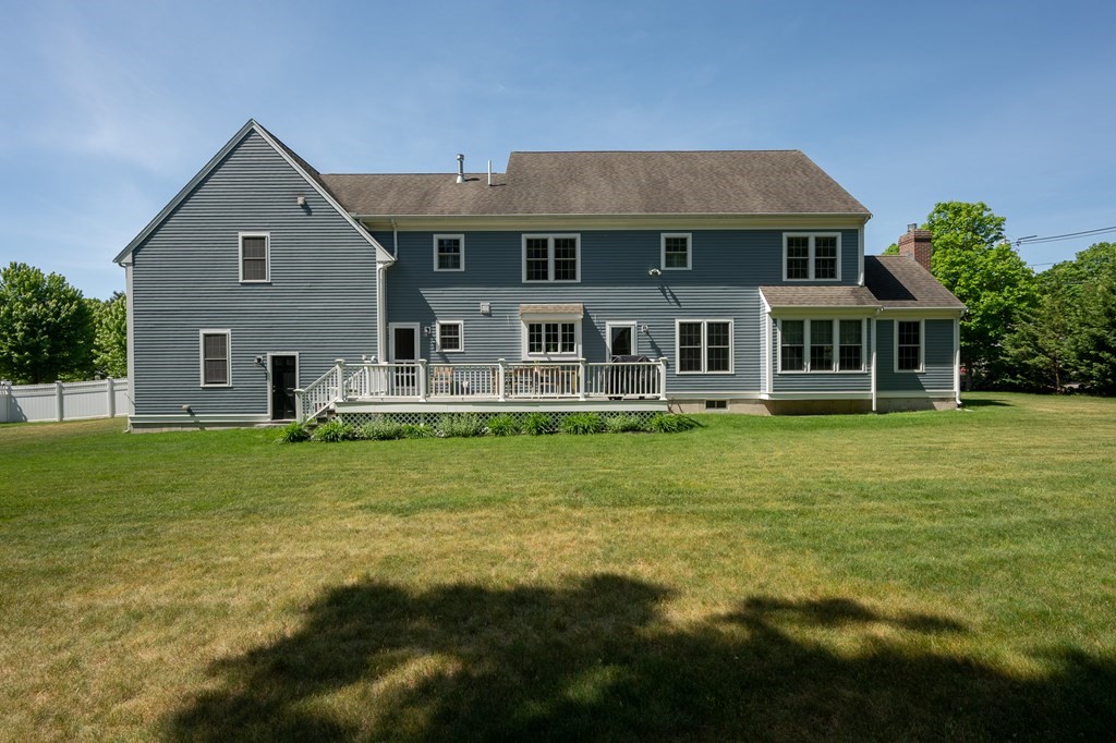 12 Nash Landing Hanover, MA 02339 - Photo 39 of 42 Gallery Image 39