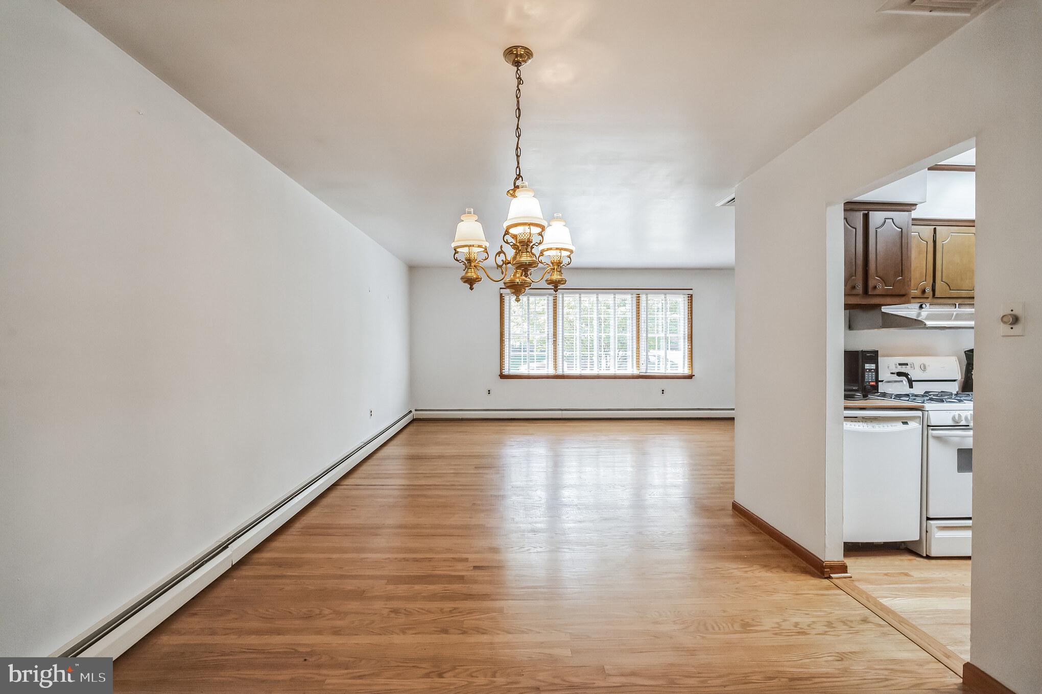 1601 Alba Road Willow Grove, PA 19090 - Photo 8 of 29 Dining Room