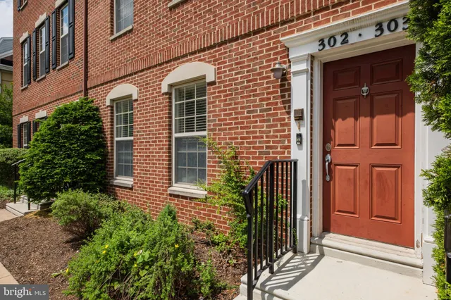 $845,000 | 303 Surgeon Generals Court, Philadelphia, PA 19146