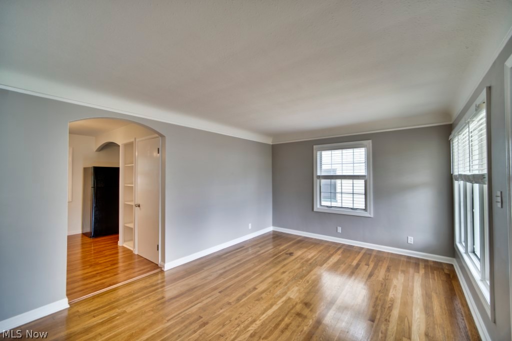 11707 Crofton Road Garfield Heights, OH 44125 - Photo 4 of 23 Gallery Image 4