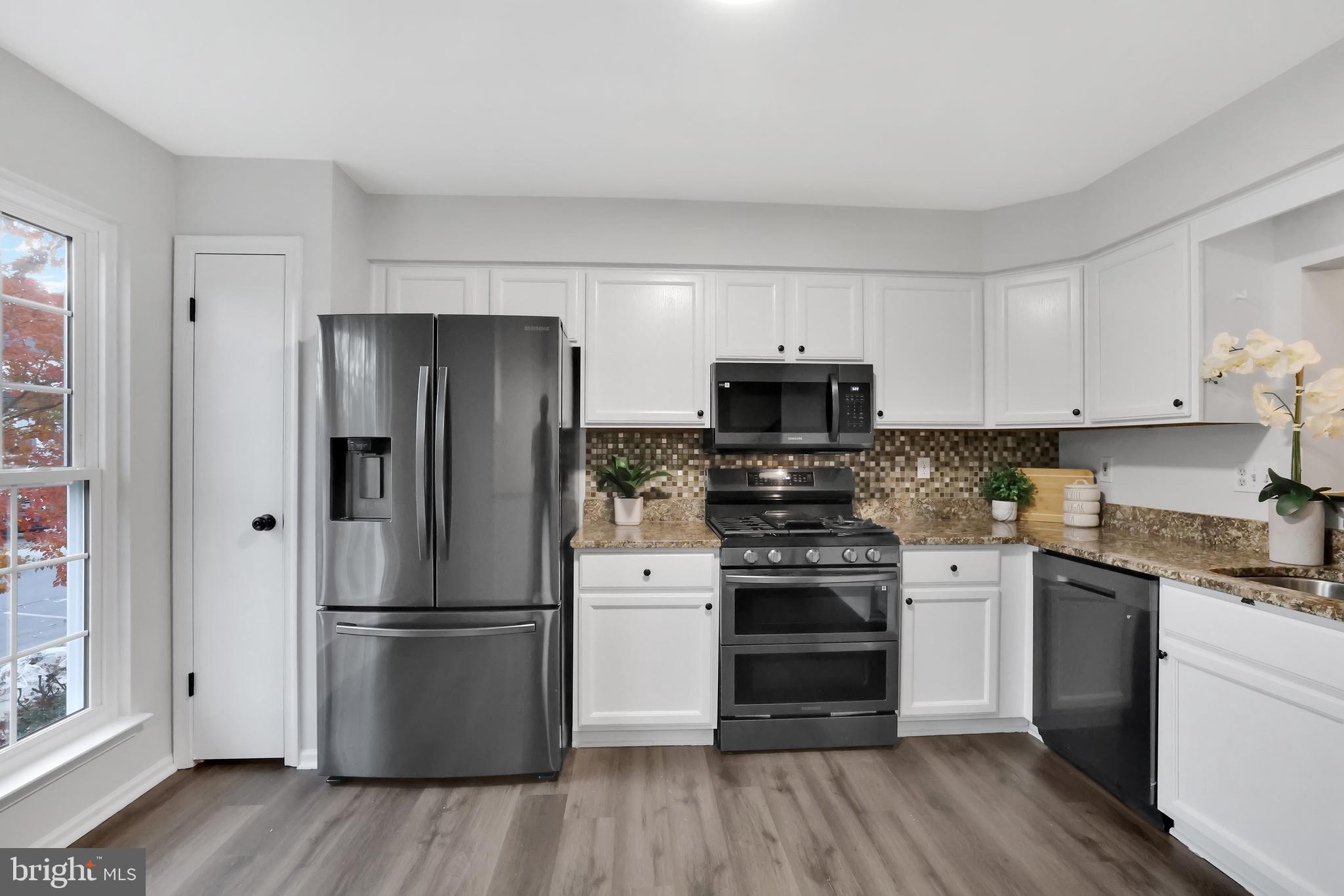 2442 Winding Ridge Road Odenton, MD 21113 - Photo 5 of 62 Gallery Image 5