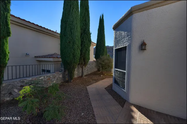 a view of outdoor space and city view