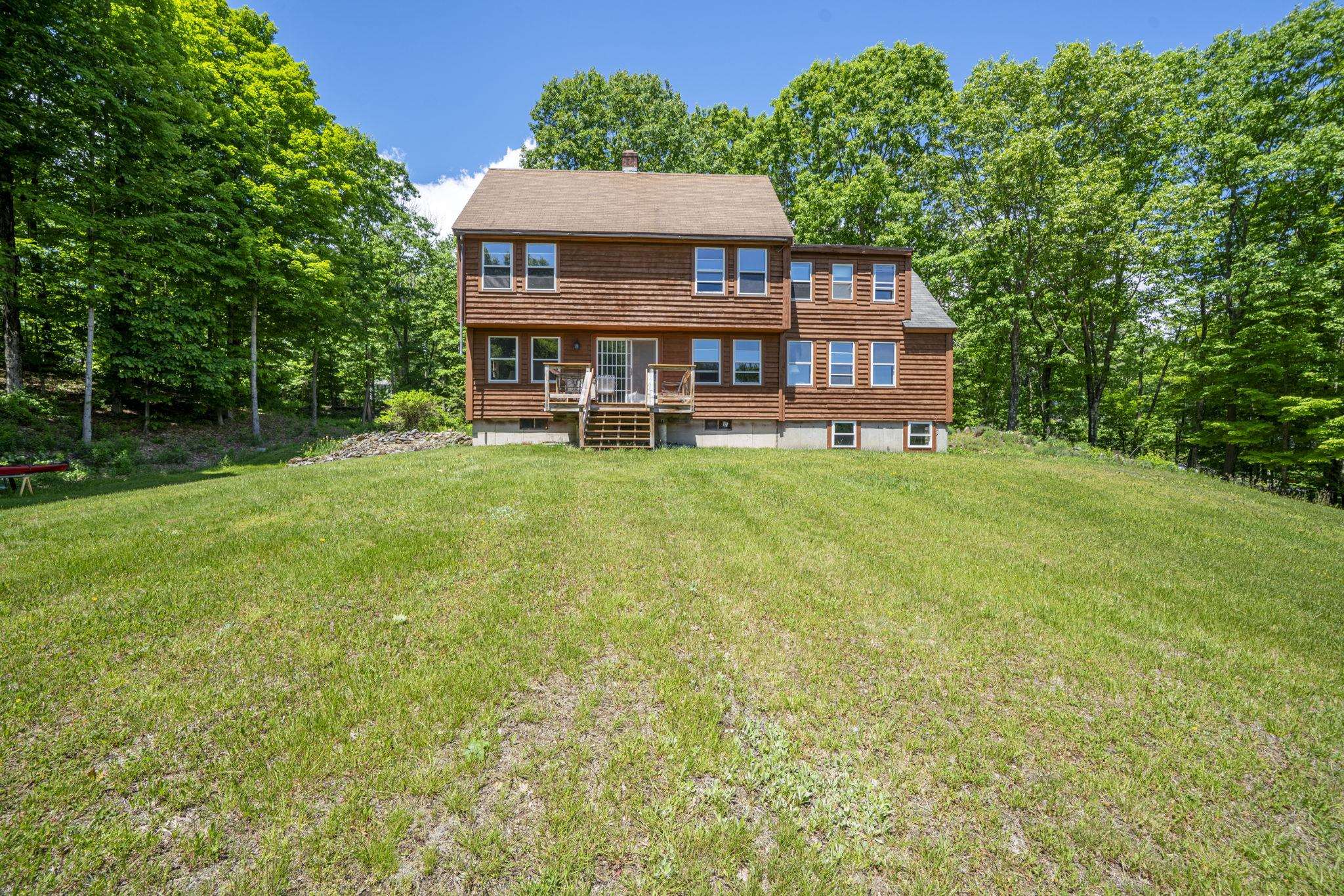 133 Hackett Hill Road Hooksett, NH 03106 - Photo 40 of 55