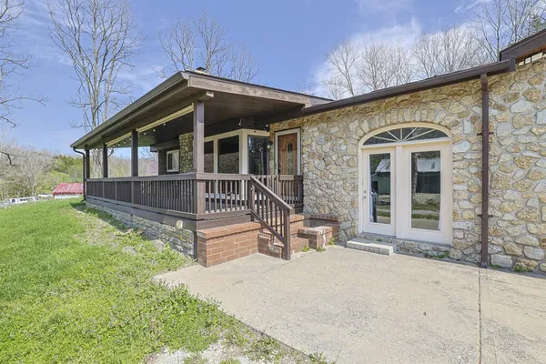 $240,000 | 16098 Snail Creek Road, Brookville, IN 47012