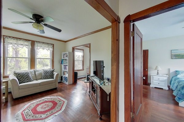 21 Calvert Street, Unit B Newport, RI 02840 - Photo 11 of 15