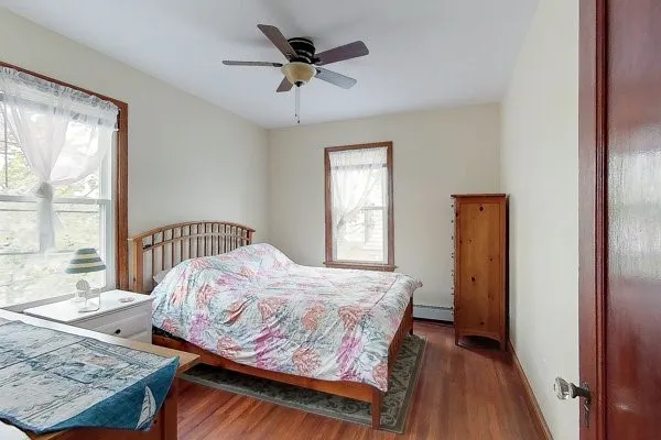 $2,400 | 21 Calvert Street, Unit B, Newport, RI 02840