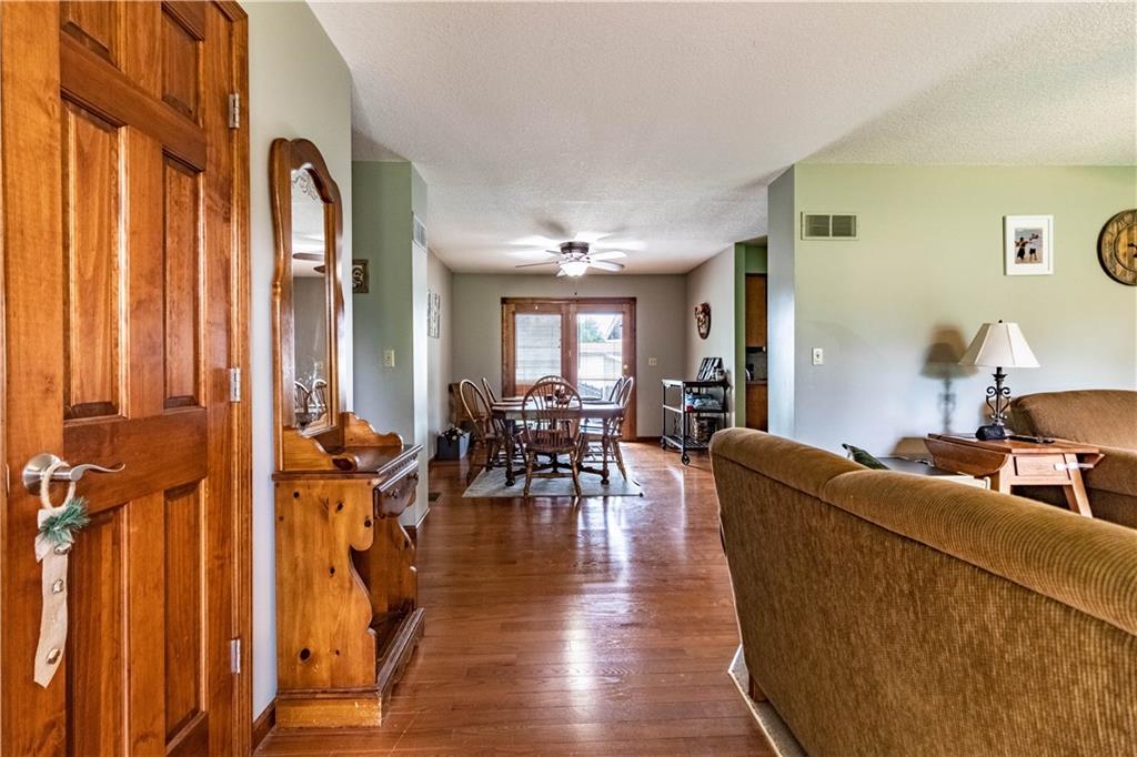 12064 Mike Road Lexington, MO 64067 - Photo 25 of 47